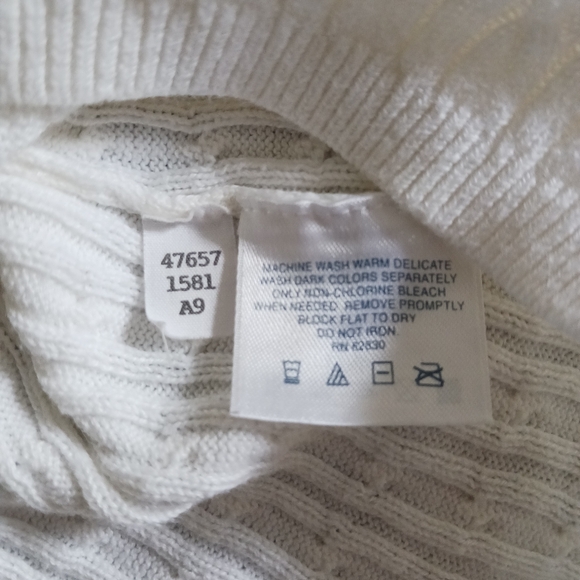 Cream Cable Knit Turtleneck Sweater - Picture 7 of 8